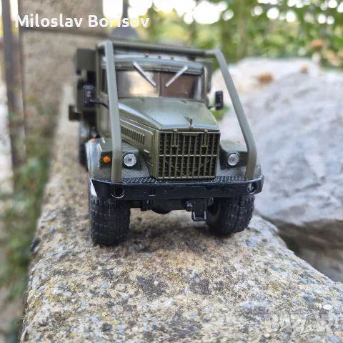 КРАЗ 255 TМM в мащаб 1:43, снимка 6 - Колекции - 55943474