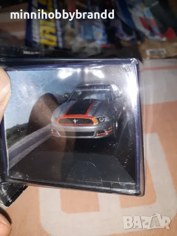 Ford Mustang GT Red Tails 2012 1.43 , снимка 2 - Колекции - 56214209