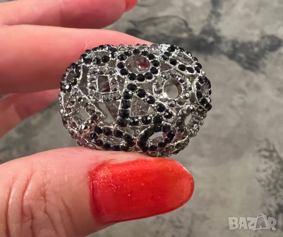 Уникален пръстен с кристали, снимка 6 - Пръстени - 41699490