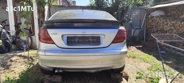 Продава се цял за части Mercedes 220 CDI W203, снимка 4 - Части - 56081110