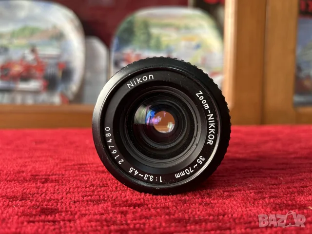 ръчнофокусен вариообектив Nikon Zoom-Nikkor 35-70mm f/3.3-4.5.
