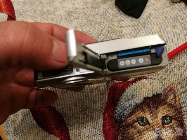 sony ciber-shot 7.2 mp, снимка 3 - Фотоапарати - 39409533