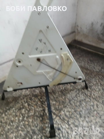 Оем сгъваем триъгълник w202 , снимка 5 - Аксесоари и консумативи - 51985173