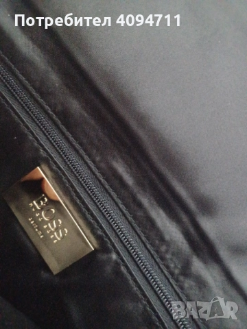 Нова черна плик чанта от Hugo Boss Parfums, снимка 4 - Чанти - 52546213