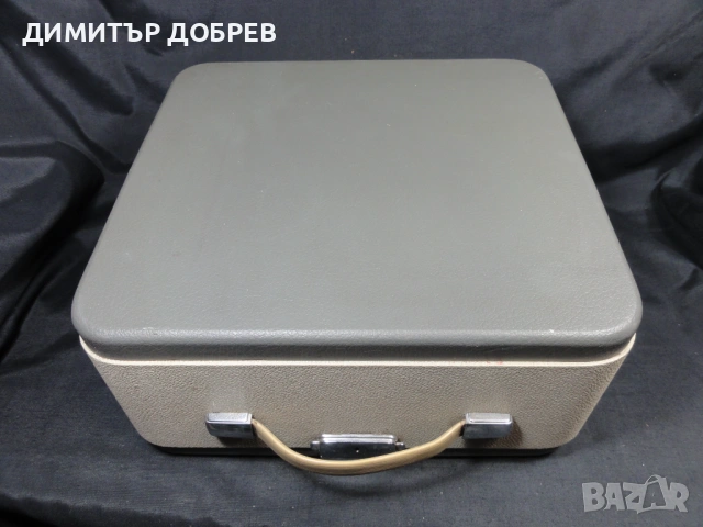 СТАРА РЕТРО ПОРТАТИВНА ПИШЕЩА МАШИНА OLYMPIA MONICA, снимка 6 - Антикварни и старинни предмети - 53749072