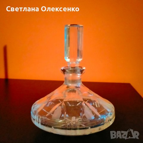 Кристална бутилка за парфюм , снимка 16 - Антикварни и старинни предмети - 39487637