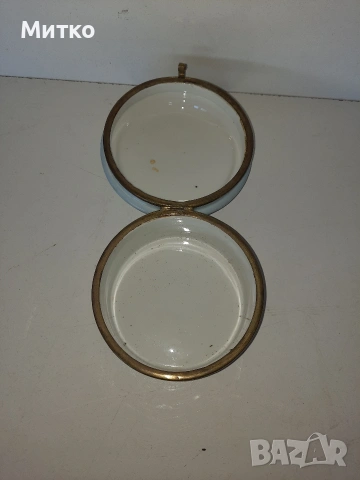 Порцеланова отваряема кутия за бижута, снимка 7 - Декорация за дома - 53623541