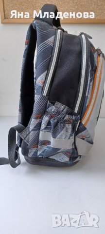 Ученическа раница за момче 1-4 клас, снимка 2 - Раници - 41183645