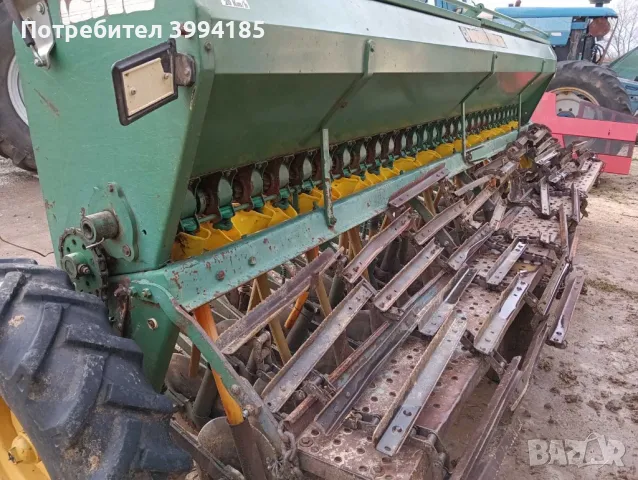 Есенна сеялка , снимка 2 - Селскостопанска техника - 48199981