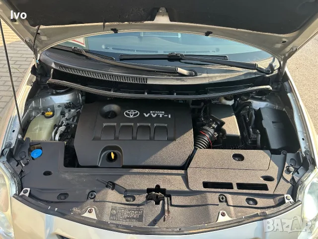 Продава се Toyota Auris 1.6 VVT-i, снимка 10 - Автомобили и джипове - 55966102