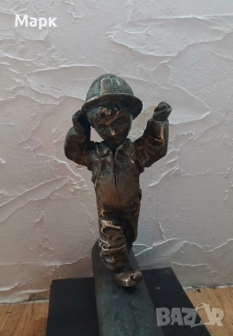 Бронзова пластика "Миньорче" Италия, снимка 11 - Антикварни и старинни предмети - 53730667