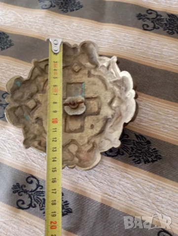 Три бронзови апликации,обкови, снимка 3 - Антикварни и старинни предмети - 50937006