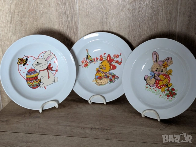 Чиния с великденски мотиви