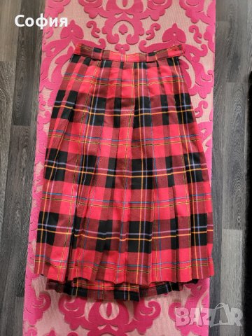 Карирана пола