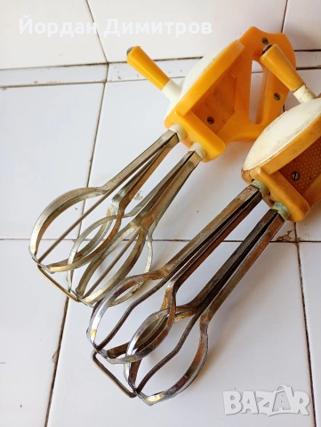 ръчен миксер 2бр., снимка 2 - Антикварни и старинни предмети - 53397002