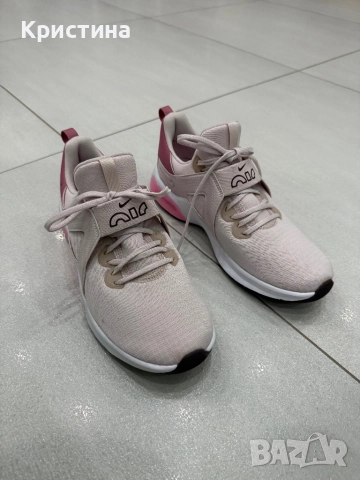 Спортни обувки Nike, снимка 8 - Маратонки - 52677139