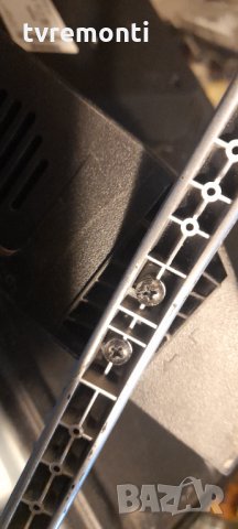 Стойкa за телевизор TCL модел 32S615, снимка 2 - Стойки, 3D очила, аксесоари - 34284968