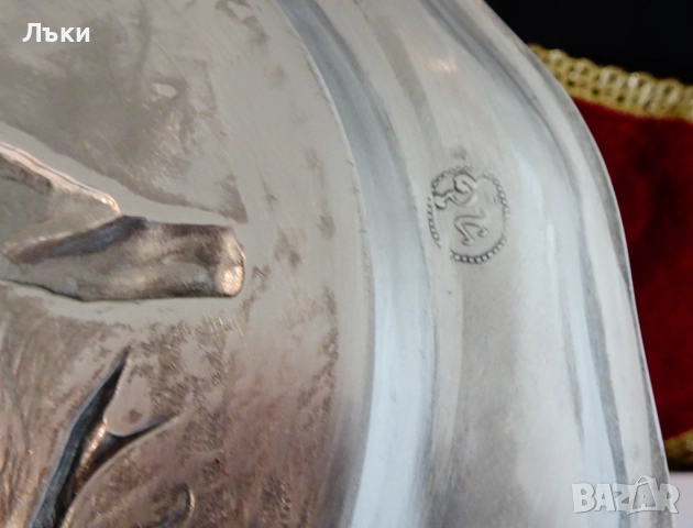 Калаена чиния с ловна картина,Куче с фазан. , снимка 6 - Антикварни и старинни предмети - 52776603