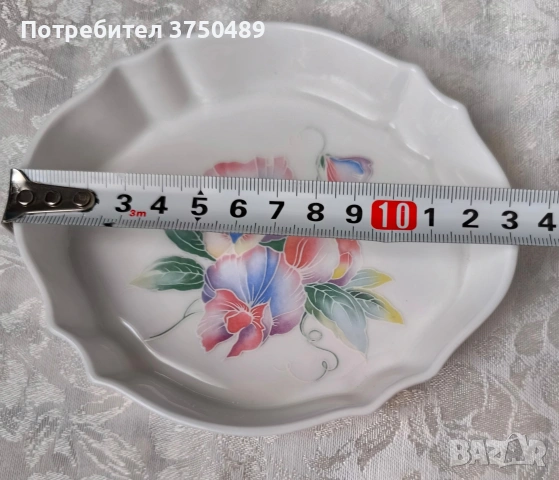 Кутийка за бижута,чинийка и вазичка Aynsley, снимка 8 - Антикварни и старинни предмети - 53669219