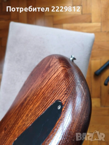 Бас китара Tanglewood с твърд куфар., снимка 10 - Китари - 53506377