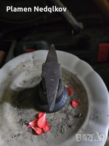 Бижутерска малка наковалня., снимка 2 - Антикварни и старинни предмети - 52792747