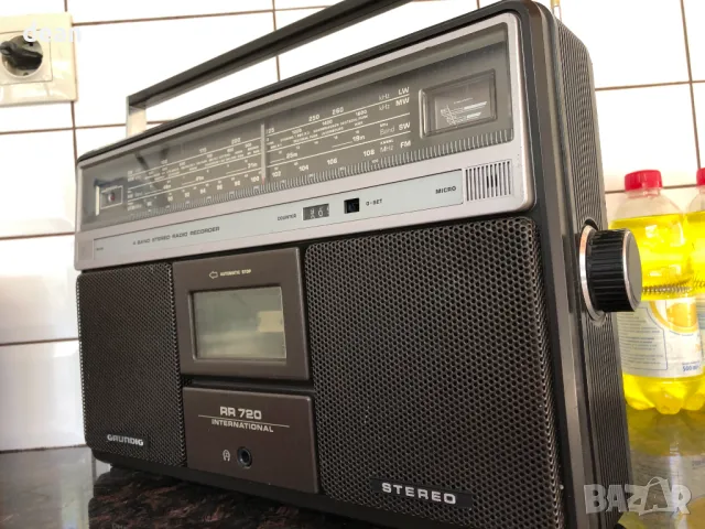 Grundig RR720 International, снимка 3 - Радиокасетофони, транзистори - 49039640