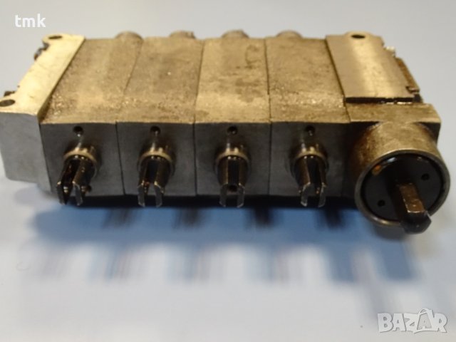 Хидравличен разпределител "Хидравлика" 15S-2222/10, DY-20, Pn-7.0 МN/m2, 4- секции, снимка 8 - Резервни части за машини - 42221531