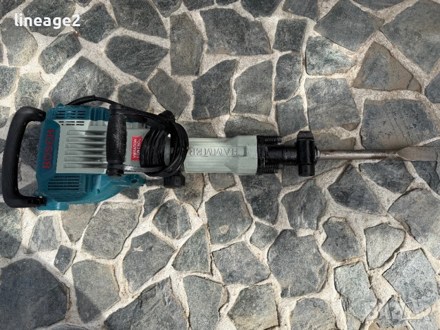 Bosch  GSH 16-30 къртач професионален 3800w, снимка 2 - Къртачи - 53860669