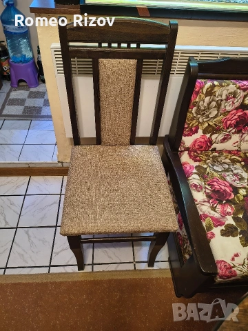 продавам кухненски ъгъл с маса и три стола, снимка 5 - Маси - 53099787