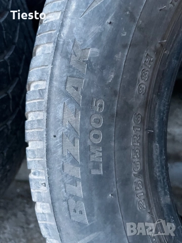 Зимни гуми Bridgestone 215/65/16, снимка 4 - Гуми и джанти - 52554464