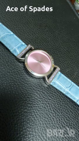 Красив Дамски Часовник С Камъни AVON, снимка 3 - Дамски - 41165198