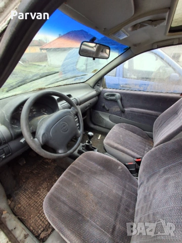 Продава се на части  опел корса 1.4 бензин може и цяла колата е със работещ двигател  всичко налично, снимка 4 - Автомобили и джипове - 53304643