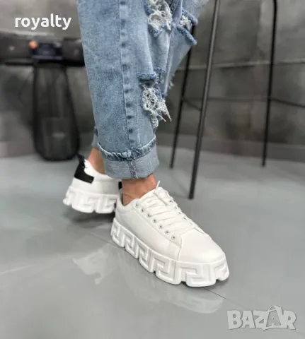 Бели мъжки маратонки 