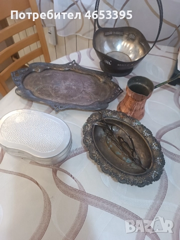 Стари прибори за поднасяне на храна