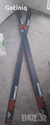 Продавам Ски