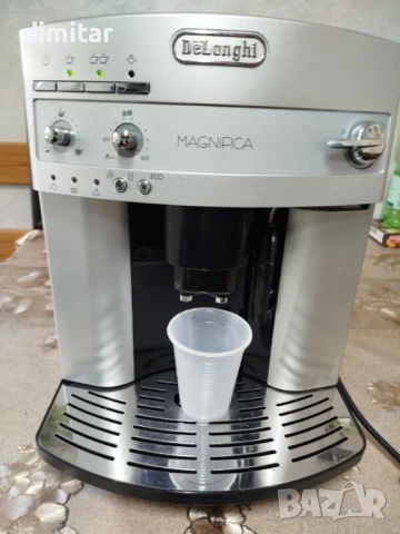 Кафе автомат DELONGHI MAGNIFICA ECO - 230 лв ., снимка 3 - Кафемашини - 50523785