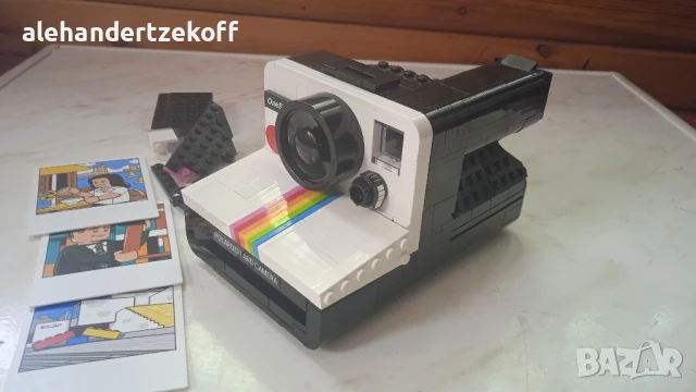 Лего сет Audi RS Q e-tron Фотоапарат Polaroid OneStep SX-70 и други, снимка 9 - Конструктори - 50699453