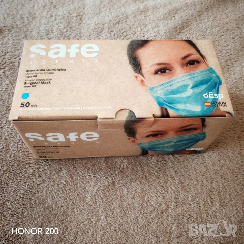 Трислойни медицински, предпазни маски, Испания. 