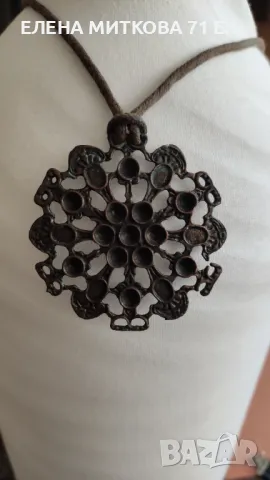 Стар медальон от мед, снимка 1