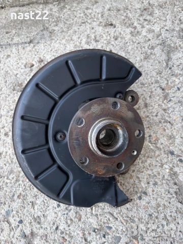 Преден десен Шенкел с главина за  Фолксваген Голф 5/2.0 тди (Ауди А3,Шкода Октавия), снимка 3 - Части - 53835819