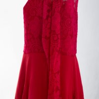 Червена рокля с дантела марка Creens - XL, снимка 4 - Рокли - 38778690