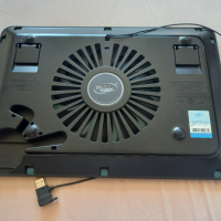 Охлаждаща подложка за лаптоп, снимка 1 - Лаптоп аксесоари - 44602262