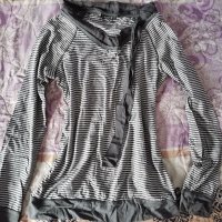 Дамска блузка Lcw, снимка 1 - Блузи с дълъг ръкав и пуловери - 40599549