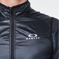 Oakley Packable Vest 2.0 - мъжки ултралек елек Л размер, снимка 2 - Други - 42011491