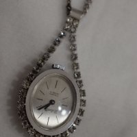 колие с висулка часовник, снимка 2 - Колиета, медальони, синджири - 41913305