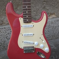 Китара Fender Stratocaster 2007 Squier , снимка 5 - Китари - 42130600