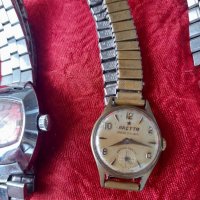 Стари дамски механични часовници , снимка 7 - Антикварни и старинни предмети - 41350085