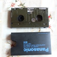 Panasonic VW-TCA7E Cassette Adaptor S-VHS-C, VHS-C, снимка 2 - Камери - 36078135