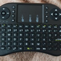 Bluetooth мини клавиатура с тъчпад (мишка) с мини Bluetooth USB приемник, снимка 2 - Клавиатури и мишки - 42014794