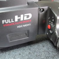 Продавам невероятно запазена видеокамера Panasonic HDC-MDH1 - като нова, снимка 5 - Камери - 41992334